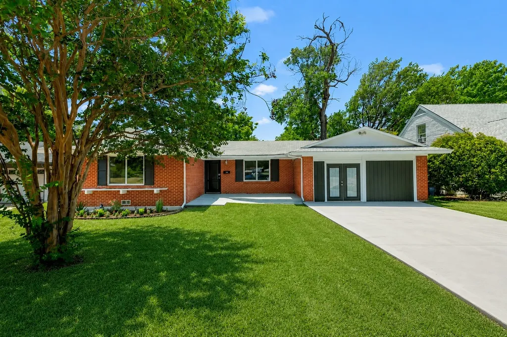 3500 Brandon Lane Fort Worth TX 76116