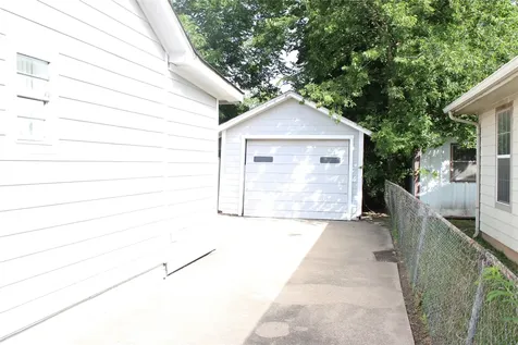 2817 Cleveland Avenue Waco TX 76711