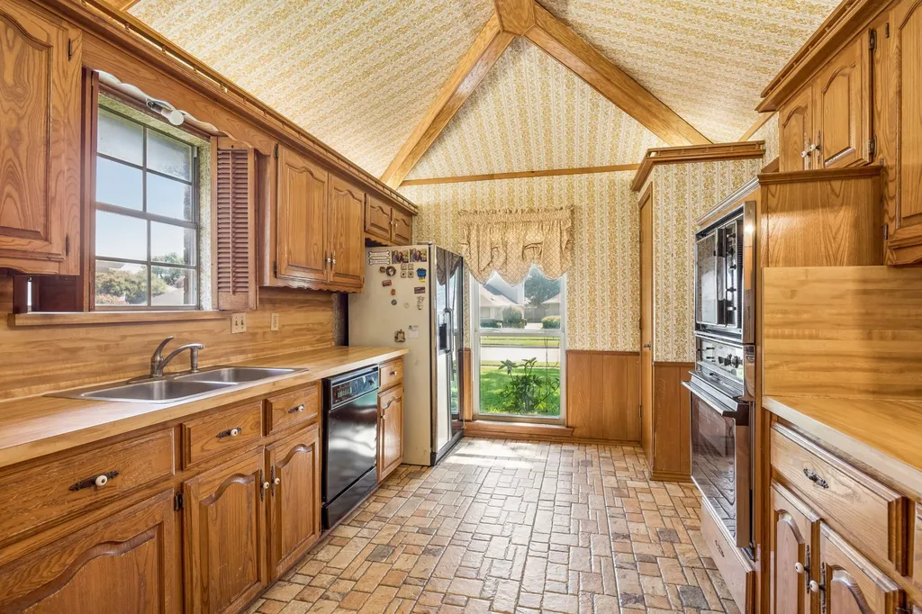 505 Fireside Drive Richardson TX 75081
