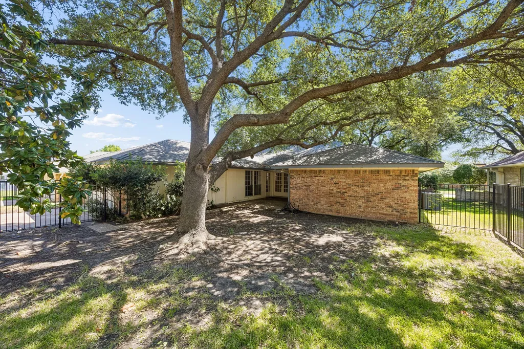 505 Fireside Drive Richardson TX 75081