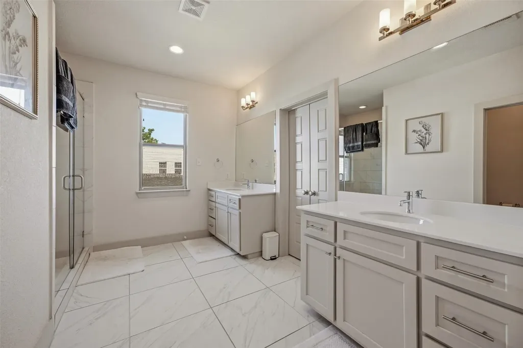 210 Wimberly Street Fort Worth TX 76107