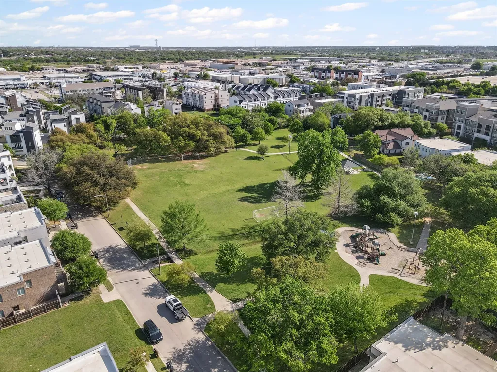 210 Wimberly Street Fort Worth TX 76107