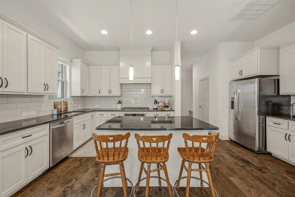 210 Wimberly Street Fort Worth TX 76107