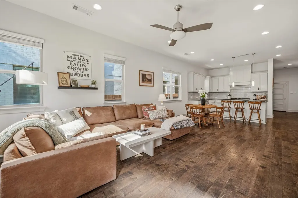 210 Wimberly Street Fort Worth TX 76107