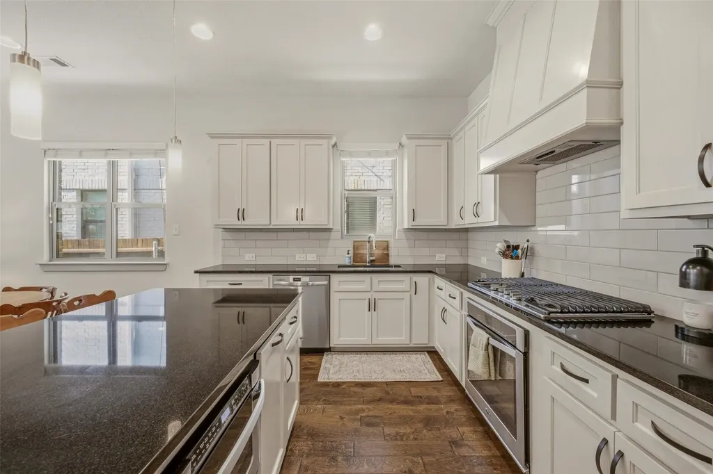 210 Wimberly Street Fort Worth TX 76107