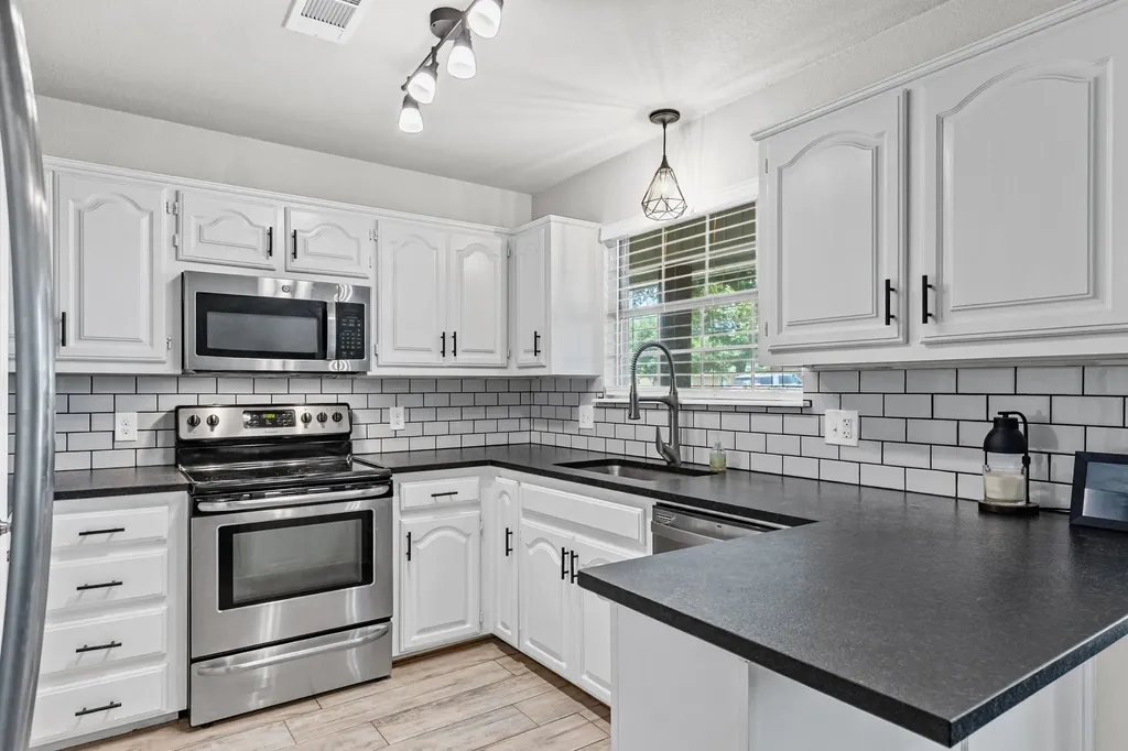 121 Curtis Lane Quinlan TX 75474