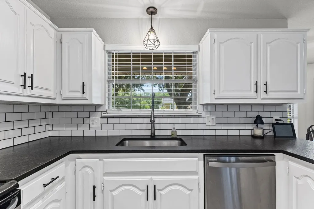 121 Curtis Lane Quinlan TX 75474