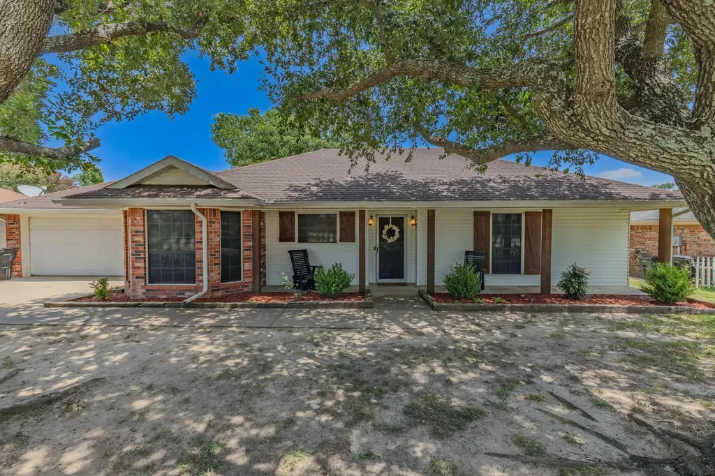 121 Curtis Lane Quinlan TX 75474