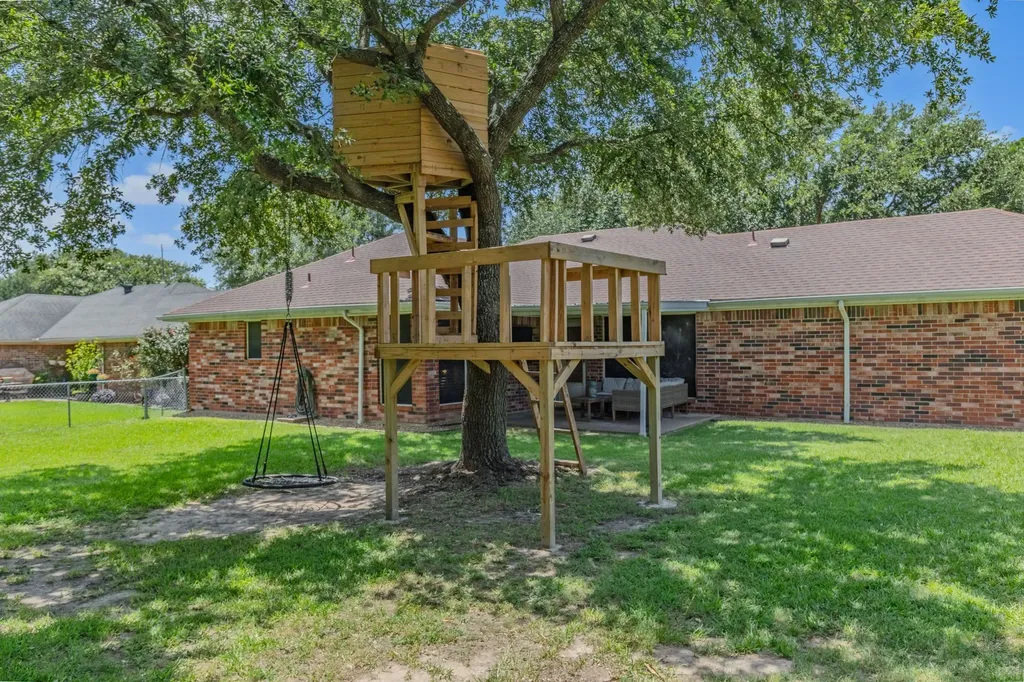 121 Curtis Lane Quinlan TX 75474
