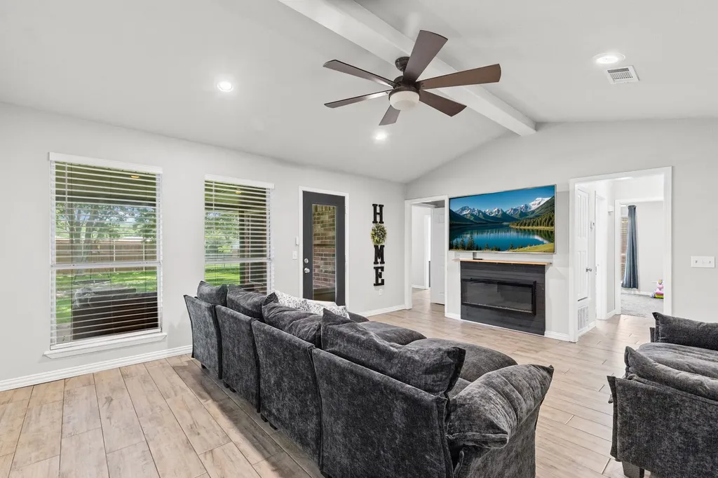 121 Curtis Lane Quinlan TX 75474