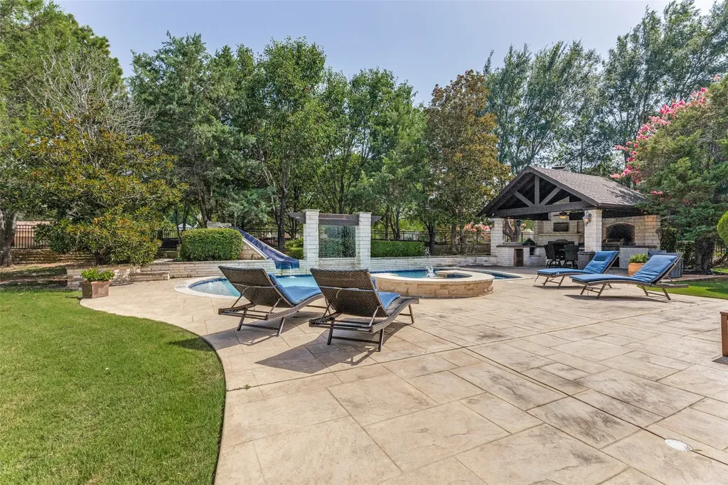 1612 Fair Oaks Drive Westlake TX 76262