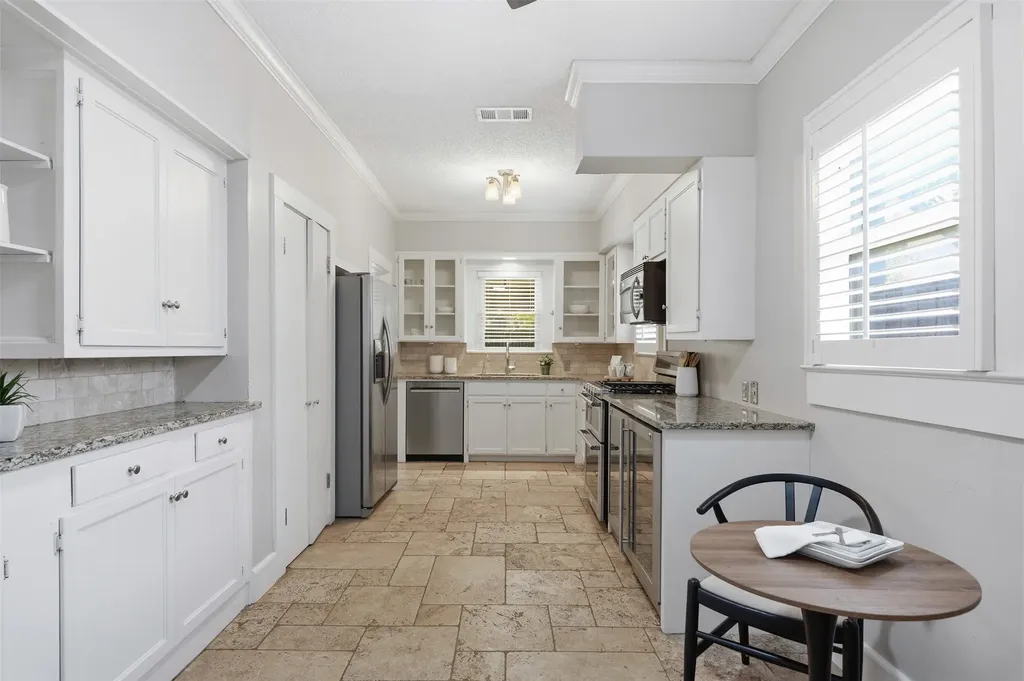 5606 Mercedes Avenue Dallas TX 75206