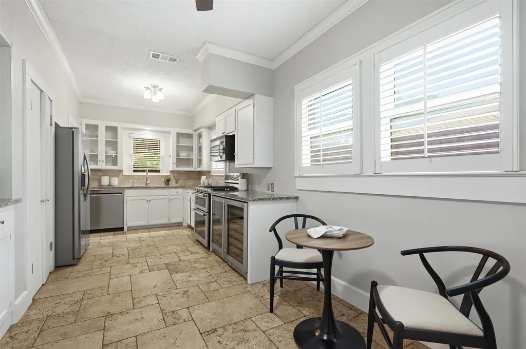 5606 Mercedes Avenue Dallas TX 75206