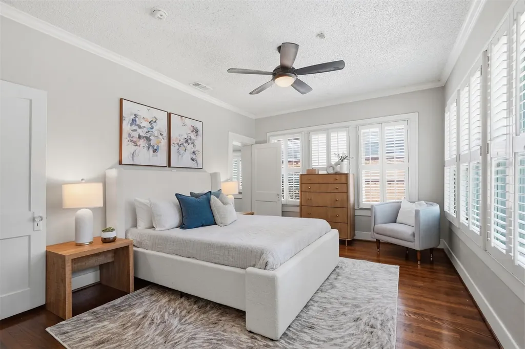 5606 Mercedes Avenue Dallas TX 75206