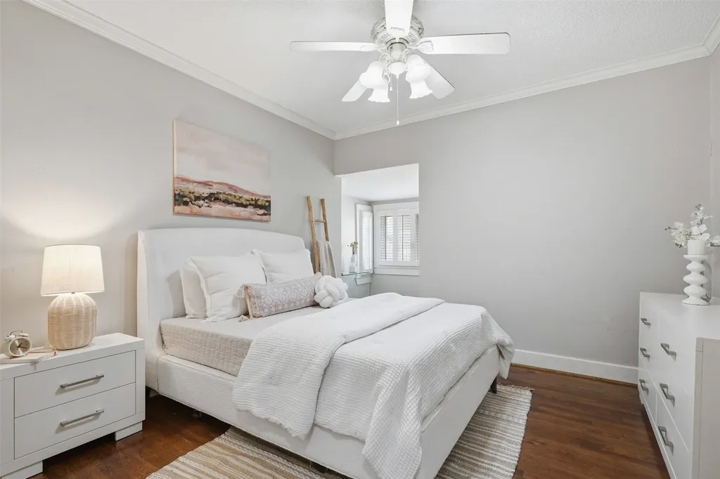 5606 Mercedes Avenue Dallas TX 75206