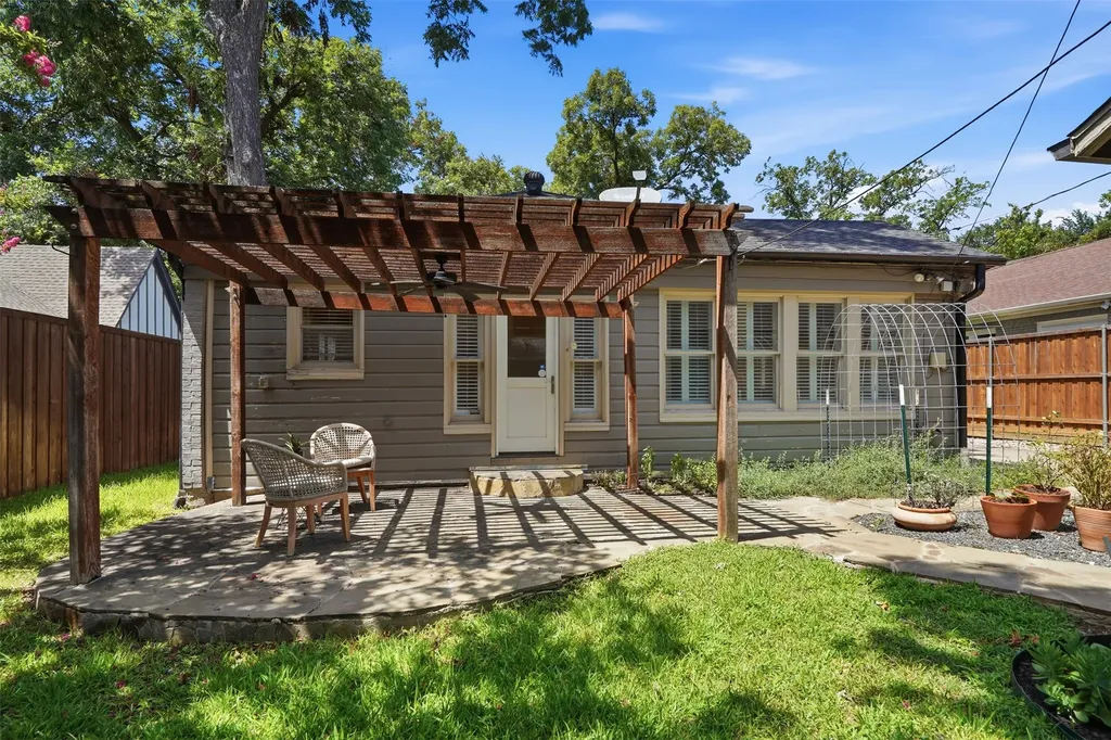 5606 Mercedes Avenue Dallas TX 75206