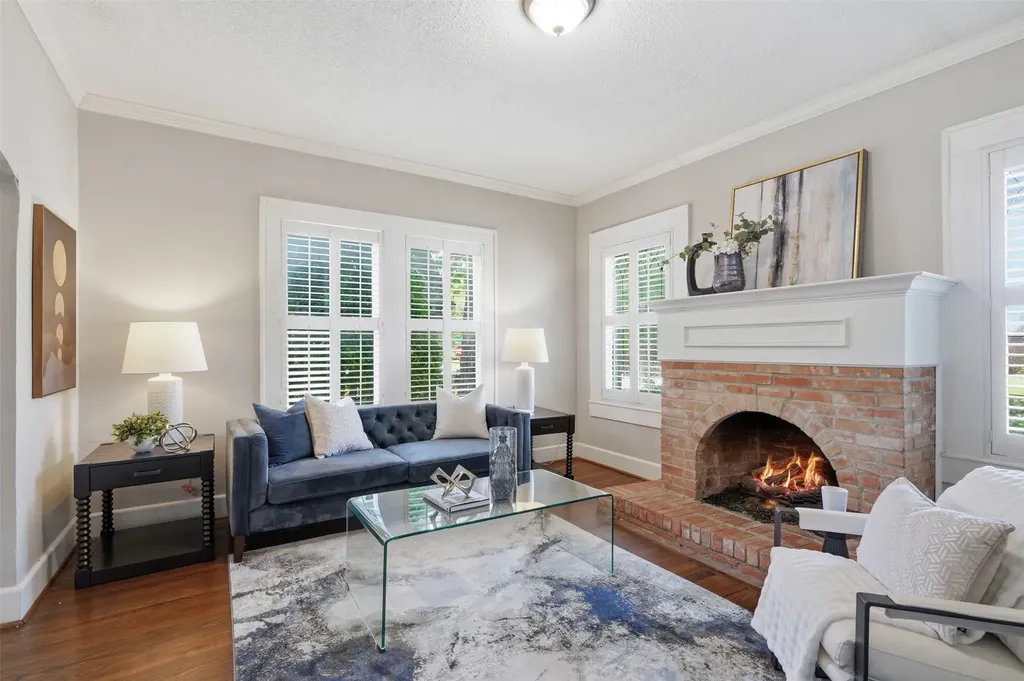 5606 Mercedes Avenue Dallas TX 75206