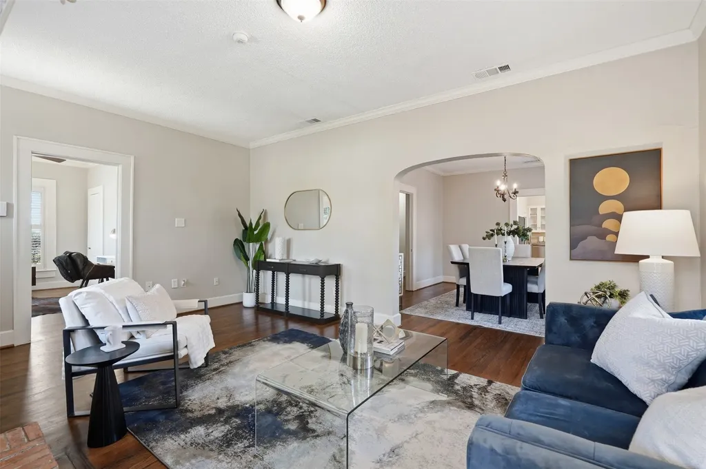 5606 Mercedes Avenue Dallas TX 75206