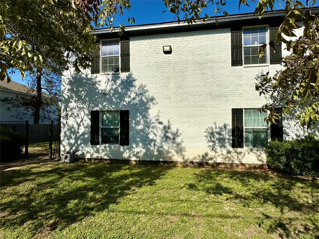 1231 Wood Avenue Waco TX 76706