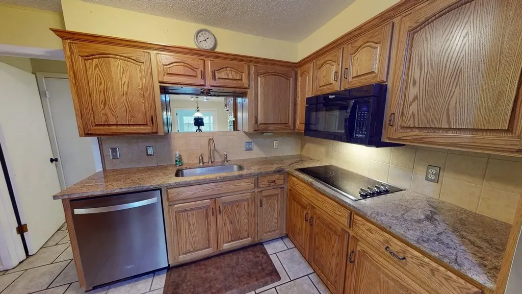 115 Parkview Brady TX 76825