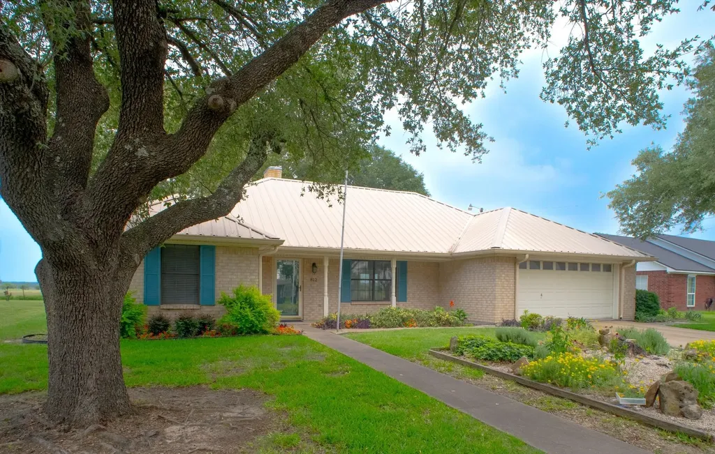812 Crestline Drive Mexia TX 76667