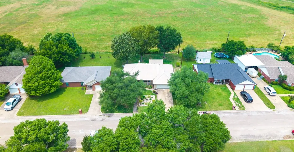 812 Crestline Drive Mexia TX 76667