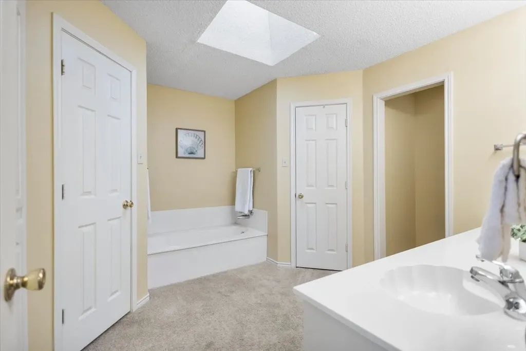 2824 Crestview Avenue Tyler TX 75701