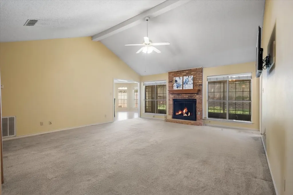2824 Crestview Avenue Tyler TX 75701