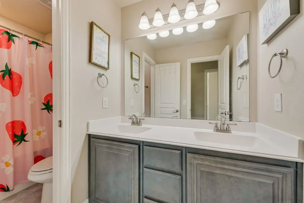 102 Cimmaron Court Alvarado TX 76009