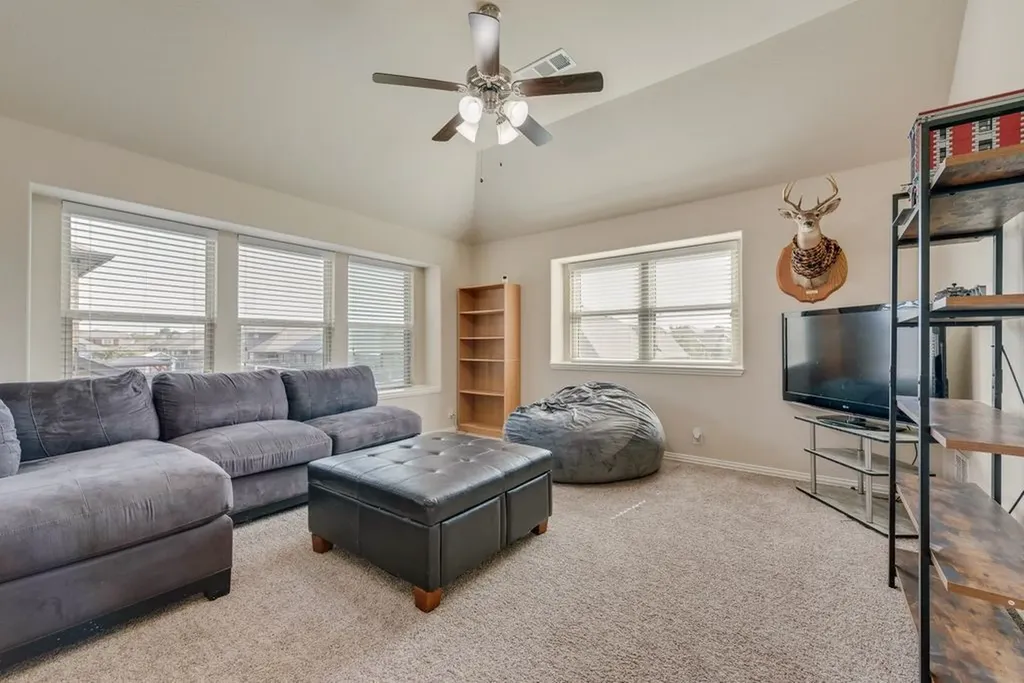 102 Cimmaron Court Alvarado TX 76009