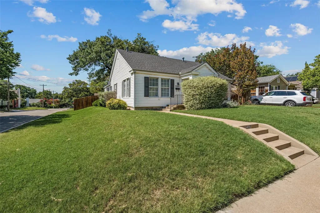 3901 Linden Avenue Fort Worth TX 76107
