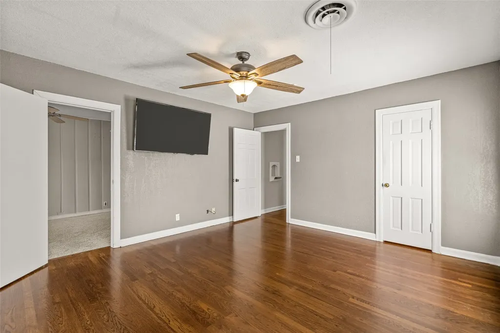 3901 Linden Avenue Fort Worth TX 76107
