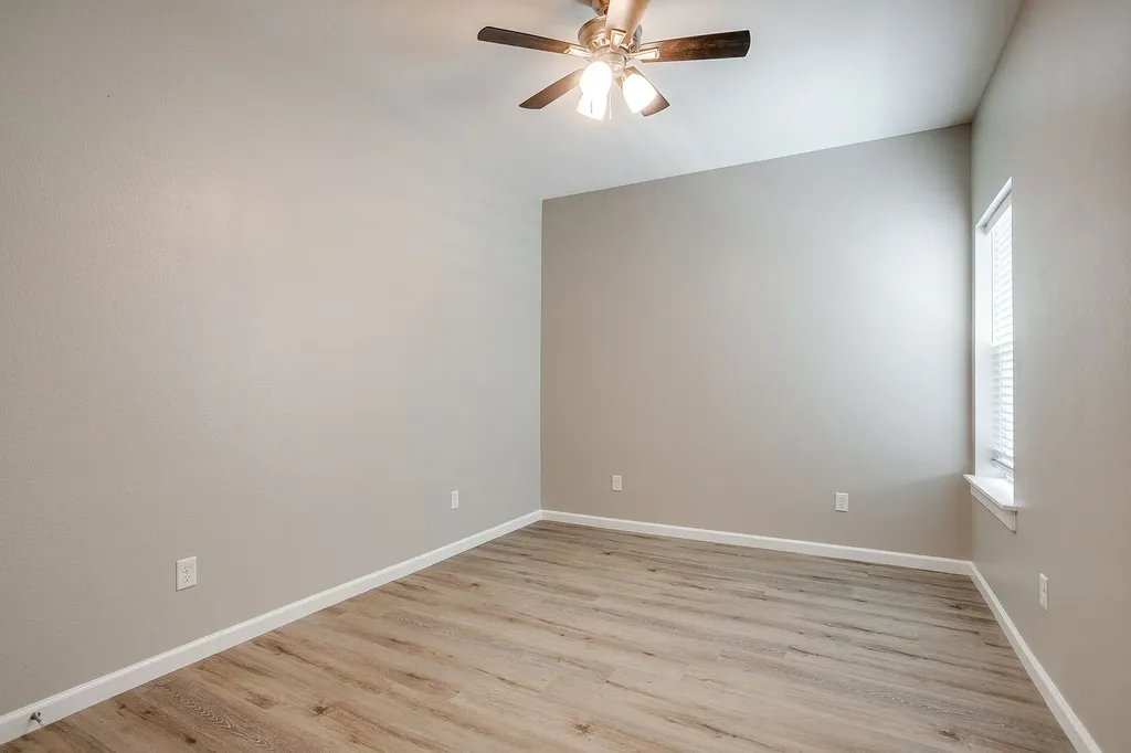 133 Winners Circle Unit #103 Weatherford TX 76087