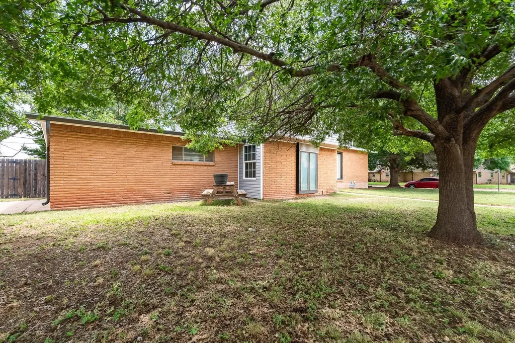 1602 N Bowie Drive Abilene TX 79603