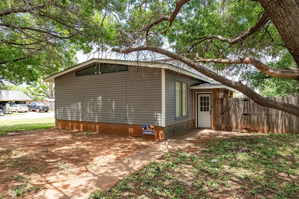 1602 N Bowie Drive Abilene TX 79603