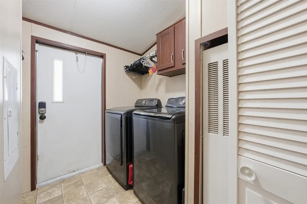 714 Hcr 1248 Whitney TX 76692
