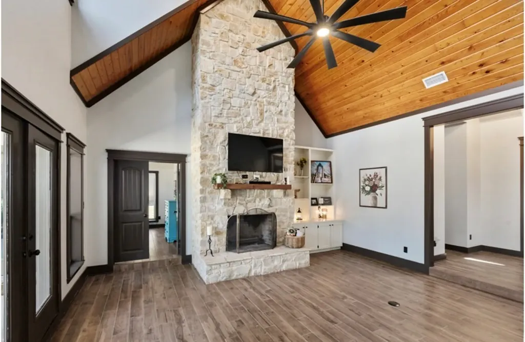 106 Timber Hill Athens TX 75751