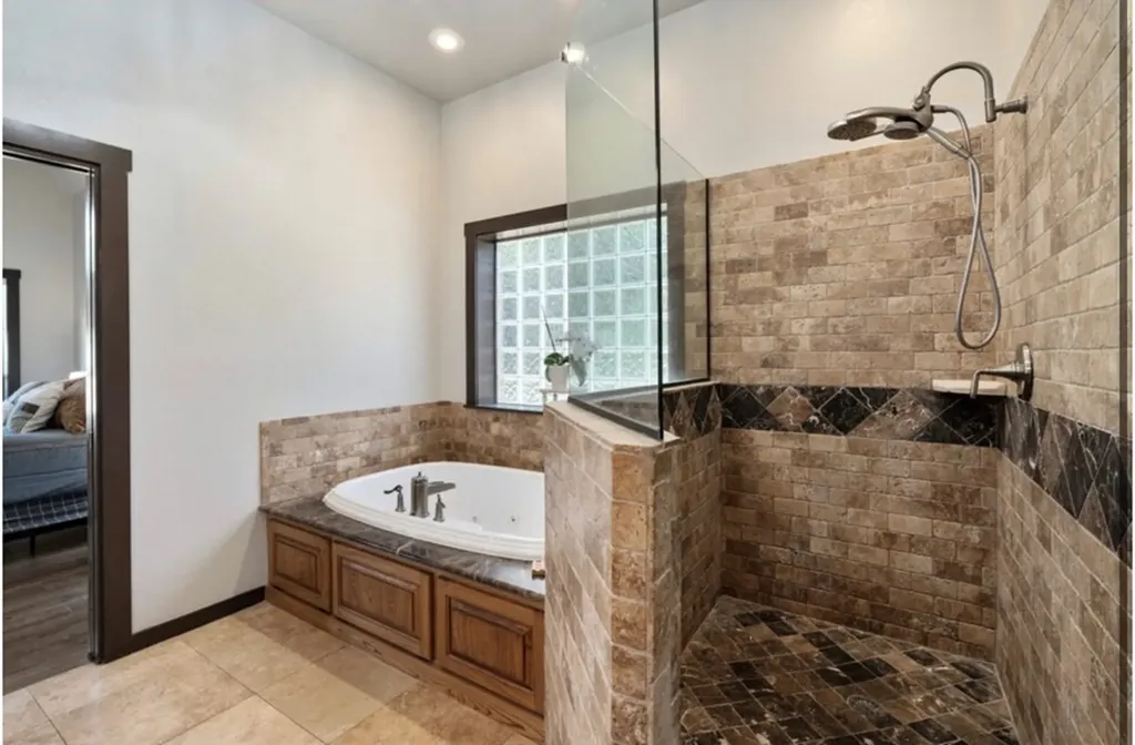106 Timber Hill Athens TX 75751