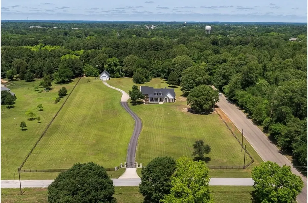 106 Timber Hill Athens TX 75751