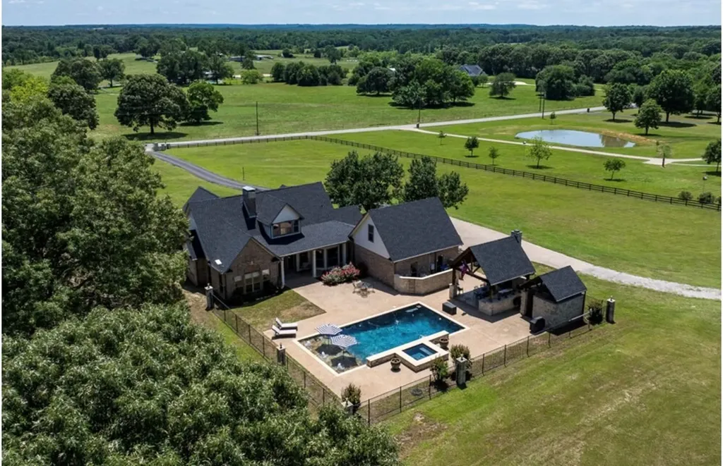 106 Timber Hill Athens TX 75751