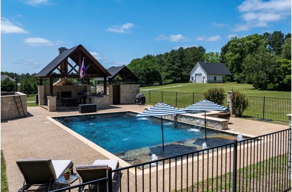 106 Timber Hill Athens TX 75751