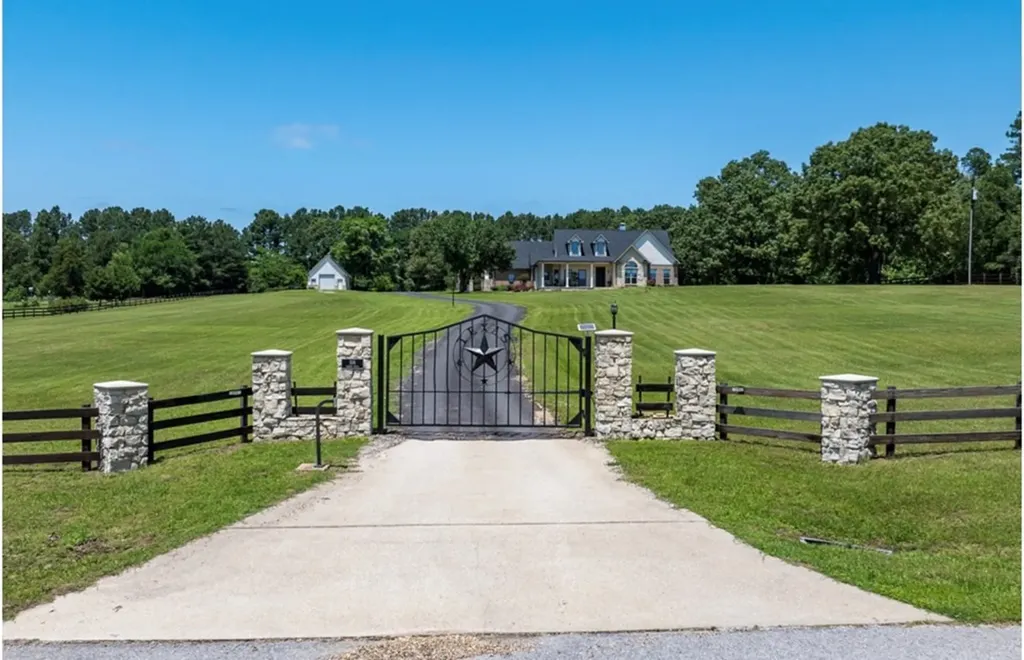 106 Timber Hill Athens TX 75751