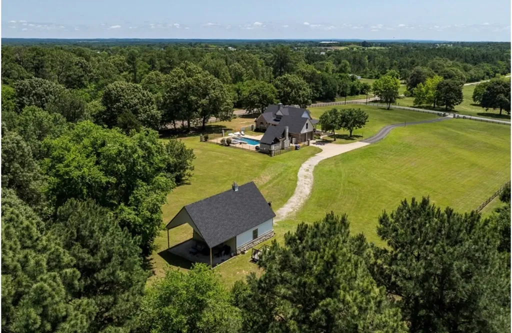 106 Timber Hill Athens TX 75751