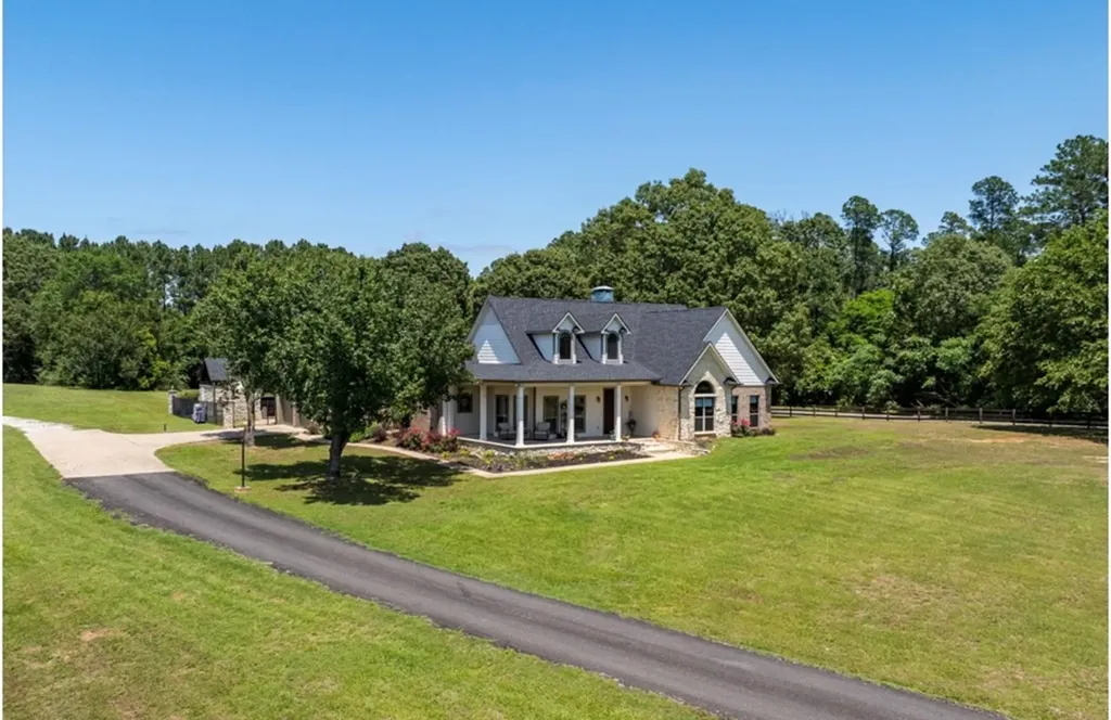 106 Timber Hill Athens TX 75751