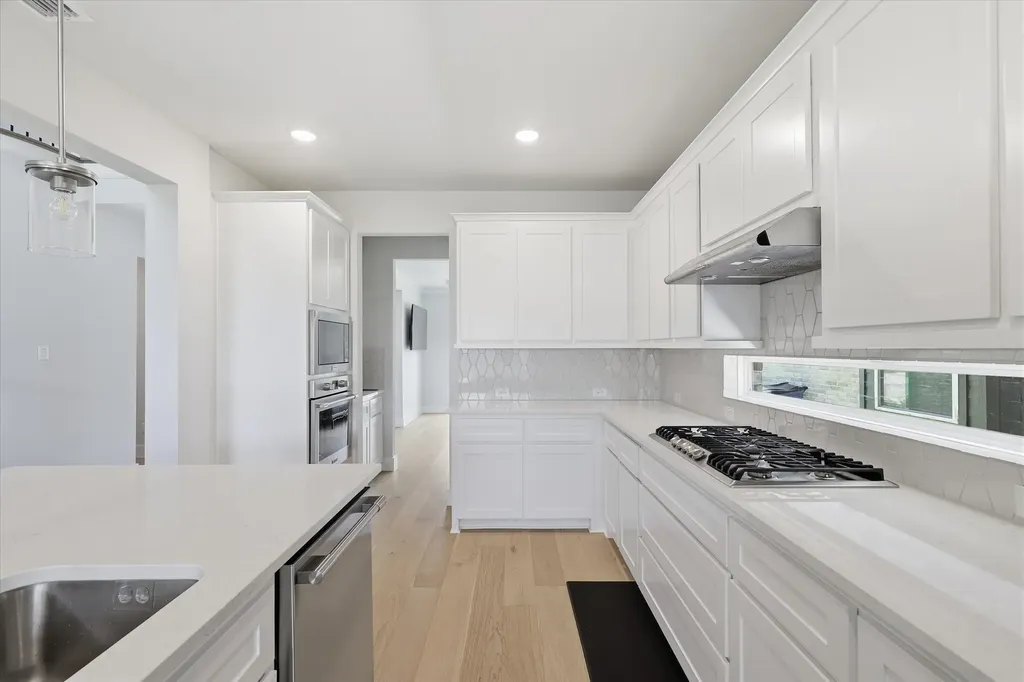 1824 Valencia Drive Little Elm TX 75068
