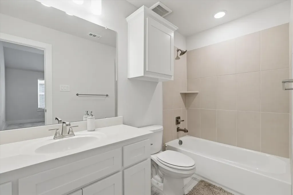 1824 Valencia Drive Little Elm TX 75068