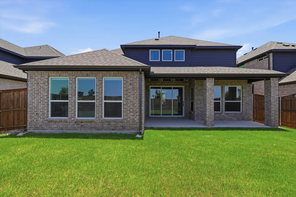 1824 Valencia Drive Little Elm TX 75068