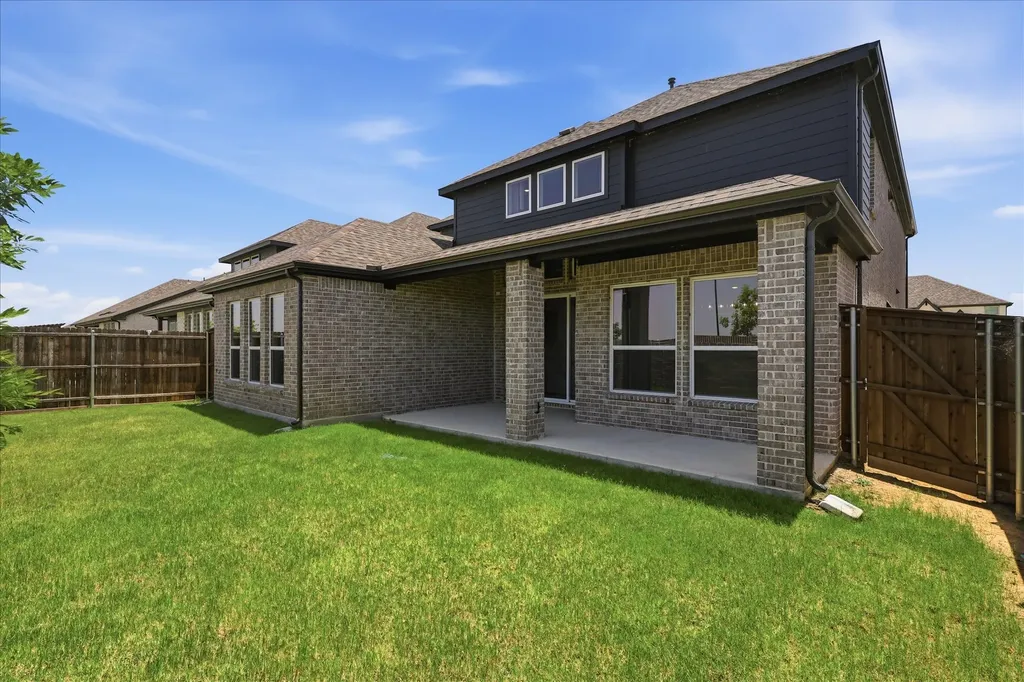 1824 Valencia Drive Little Elm TX 75068