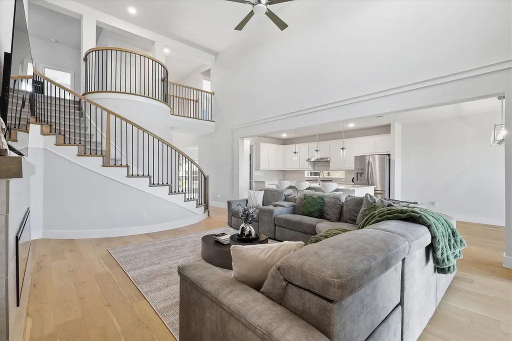 1824 Valencia Drive Little Elm TX 75068