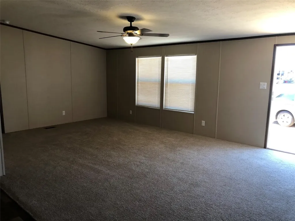 2311 Del Prado Drive Granbury TX 76048